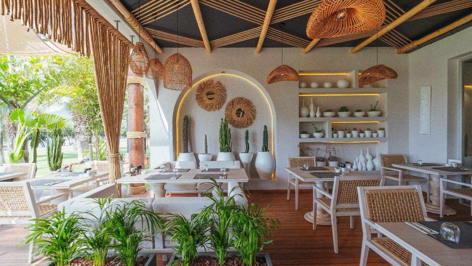 restaurants-peoples-restaurant