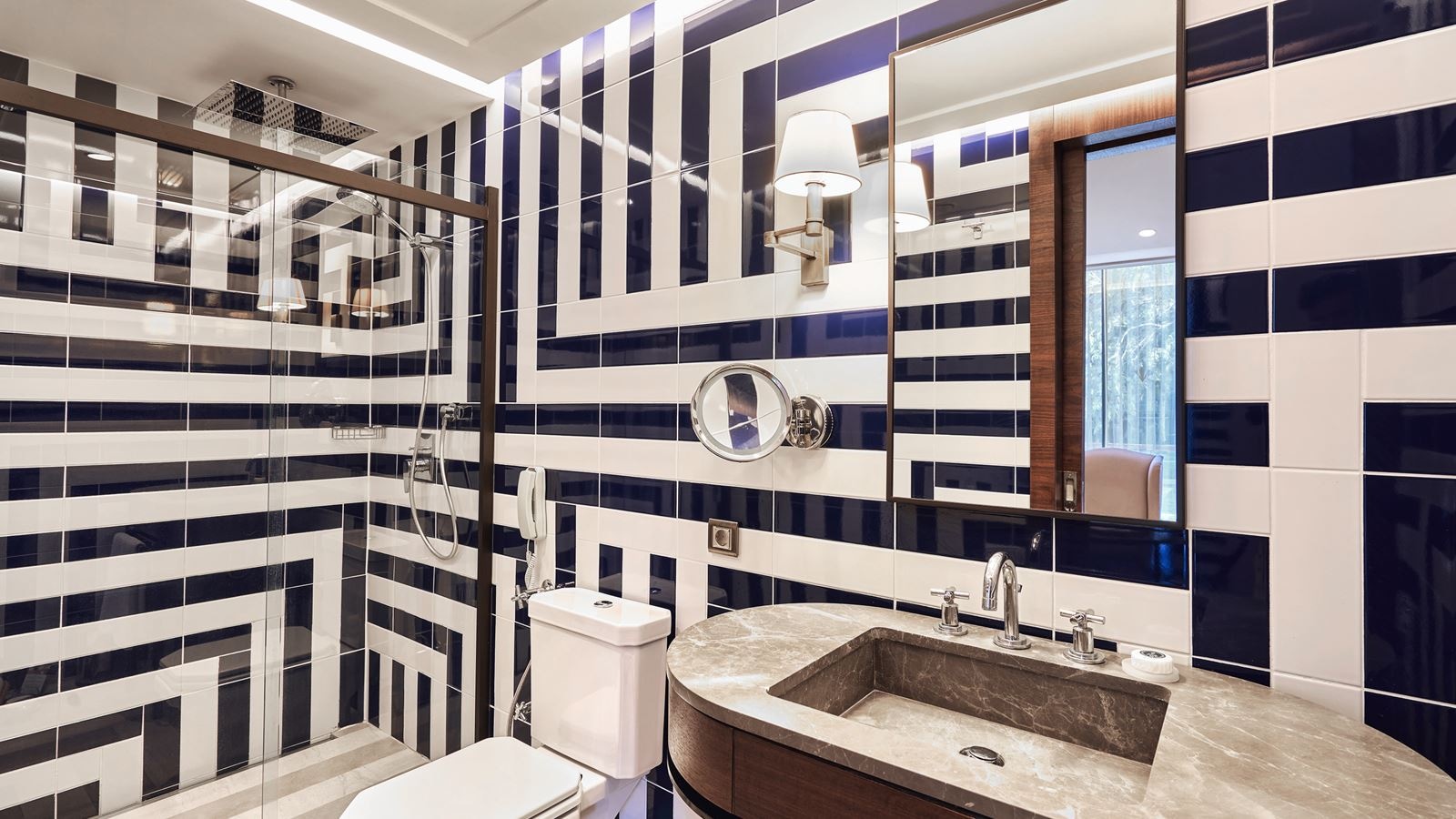 rooms-junior-suite-room