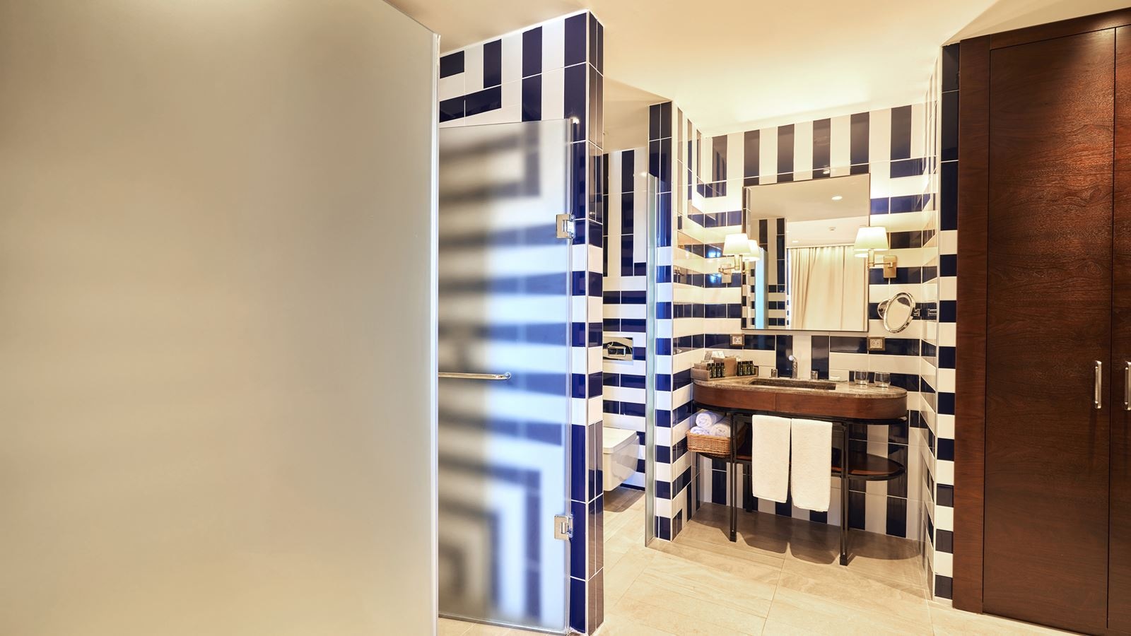 rooms-wellness-suite-room