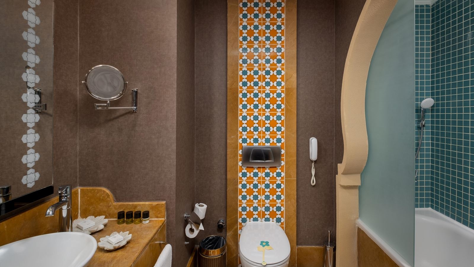 rooms-standard-room-partly-sea-view