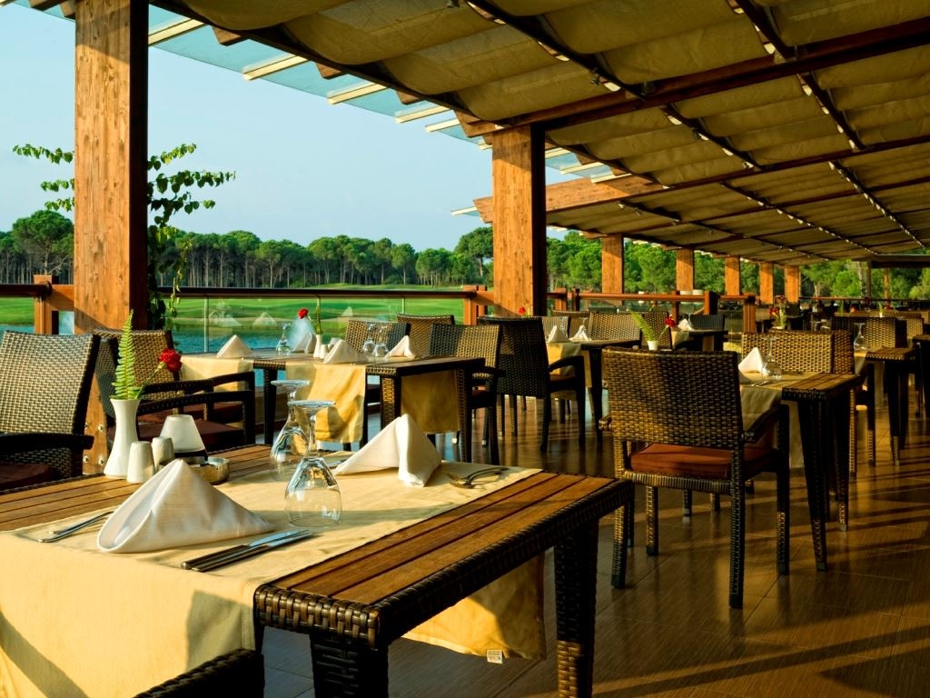 restaurants-greens-bar