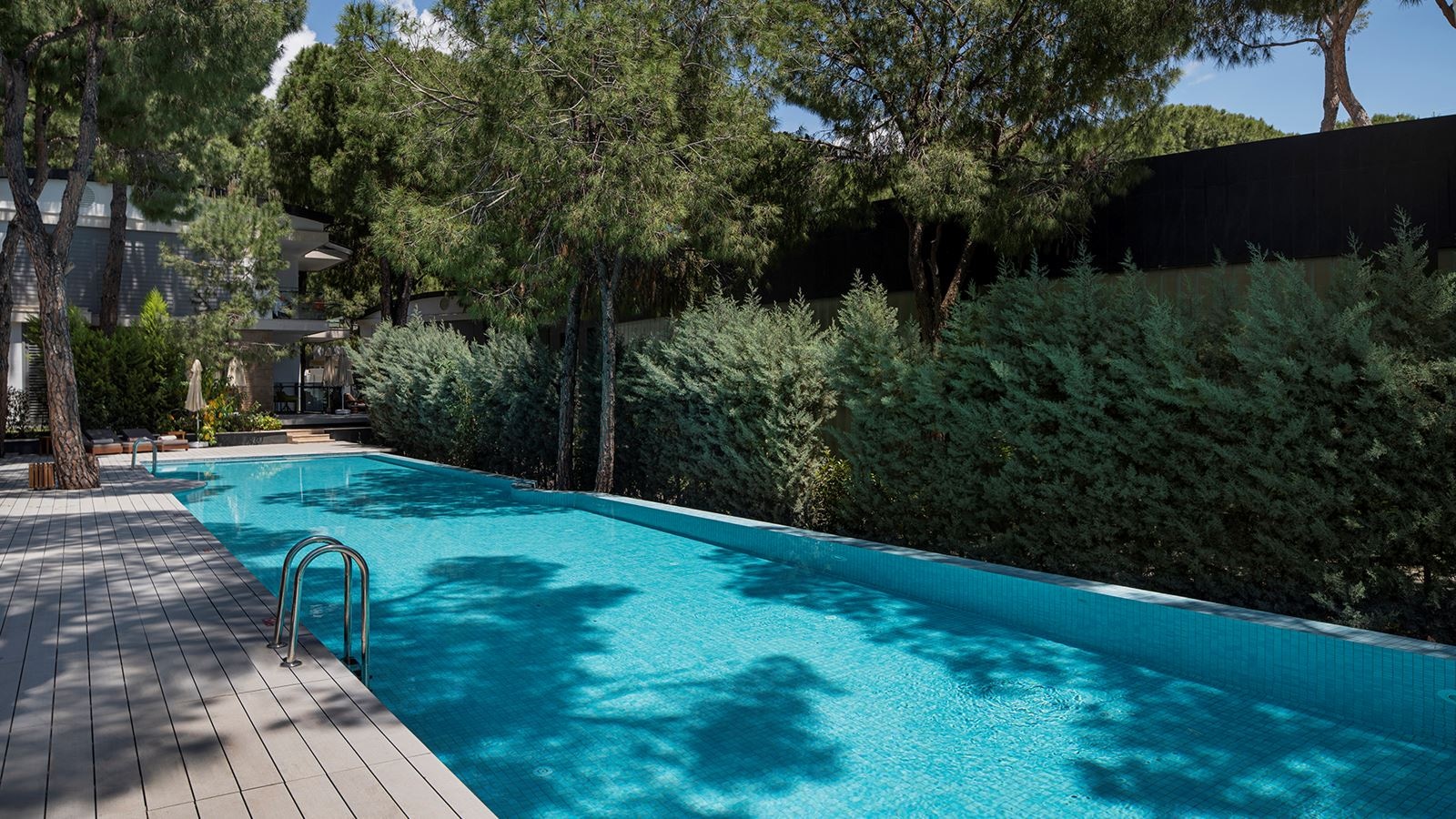 rooms-lagoon-duplex-swimup