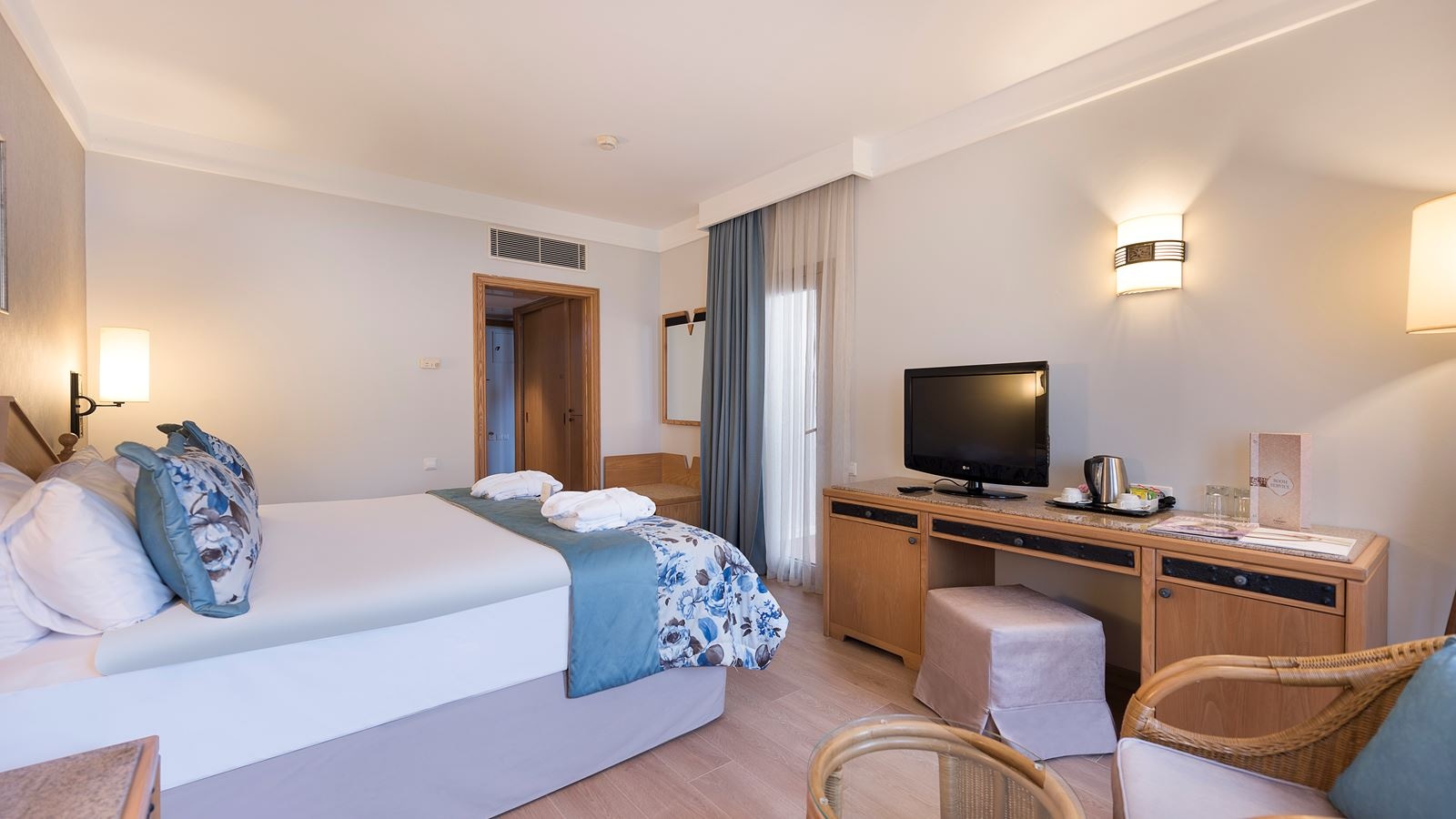 rooms-bungalow-junior-suite-garden-view