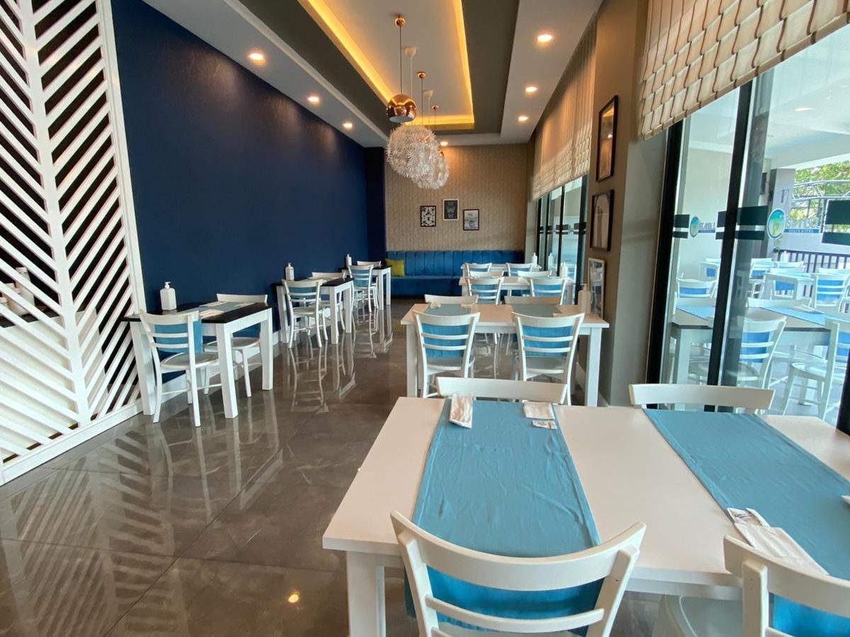 restaurants-open-restaurant