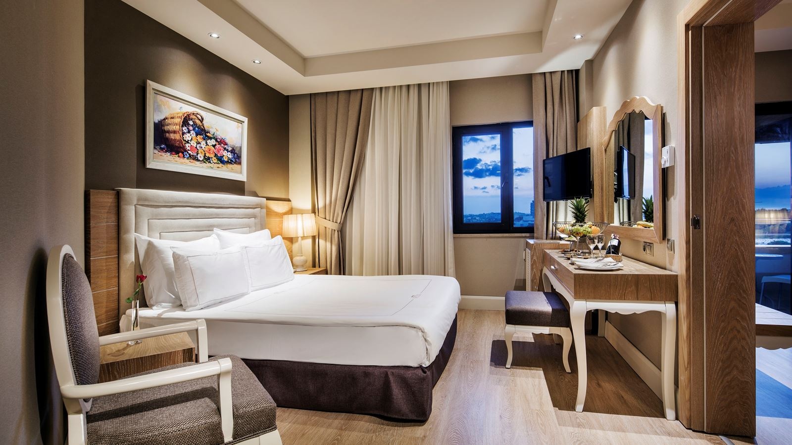 rooms-family-room-sea-side-view