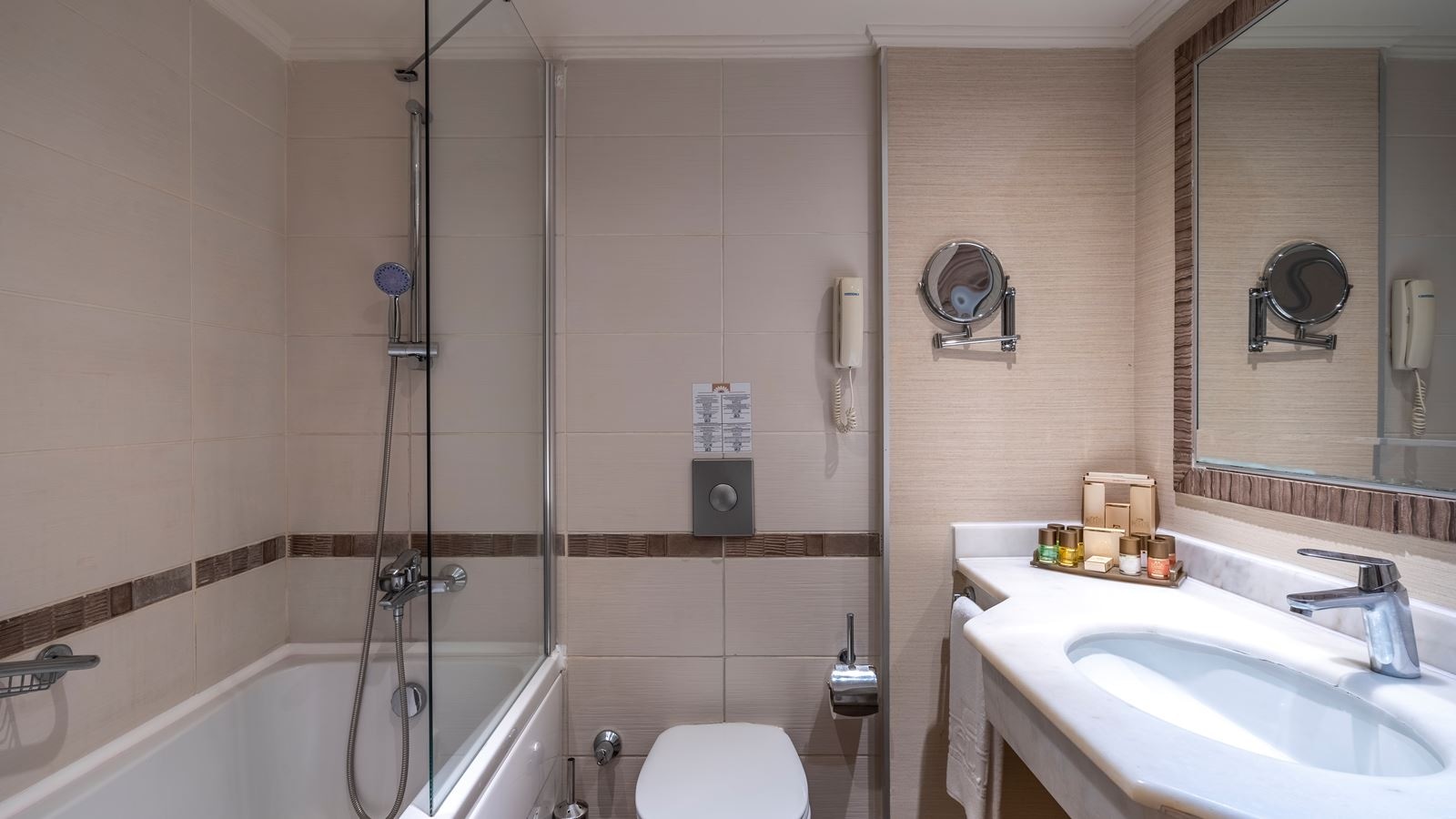 rooms-standard-room-garden-view