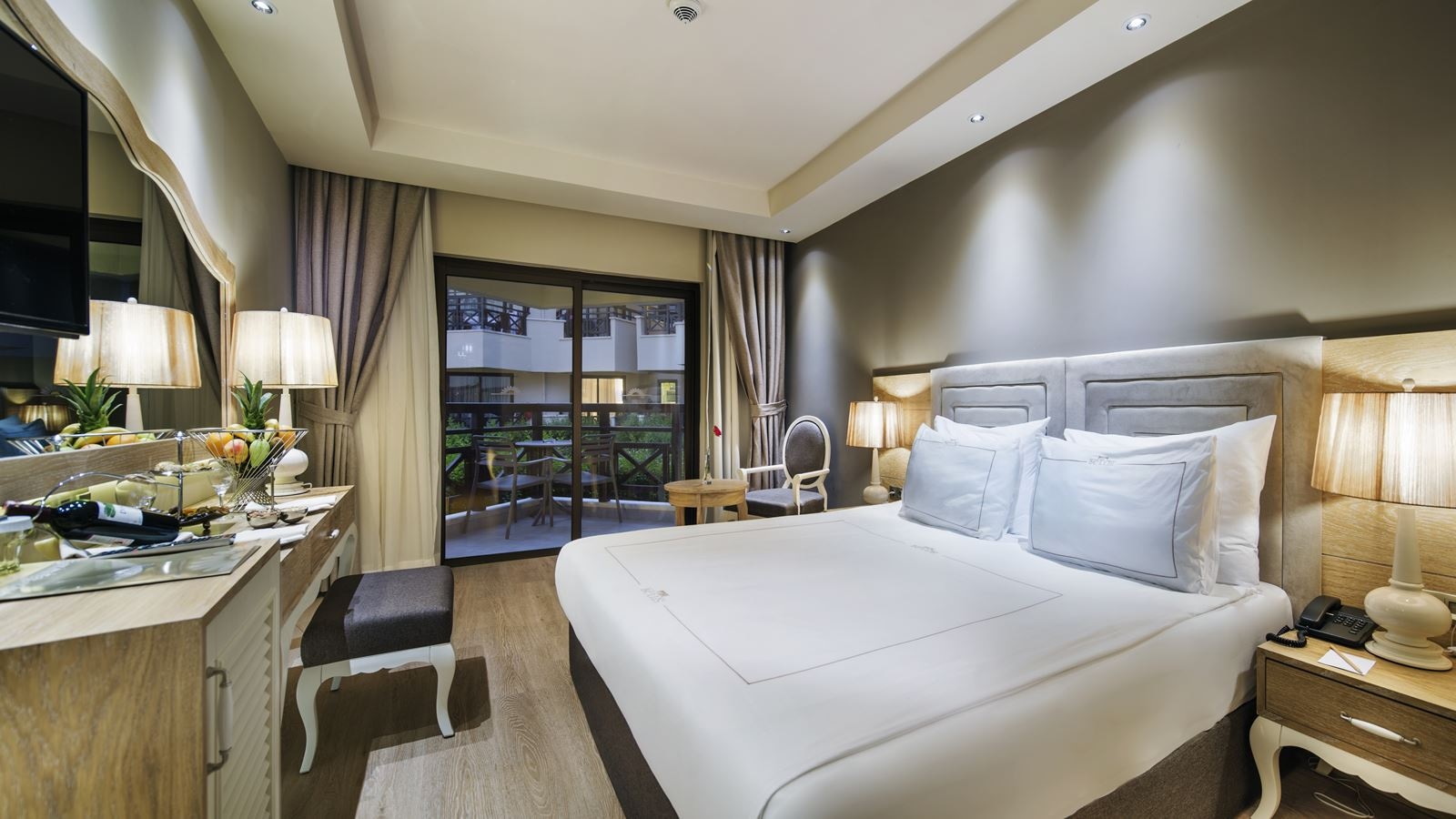 rooms-camelia-sea-view