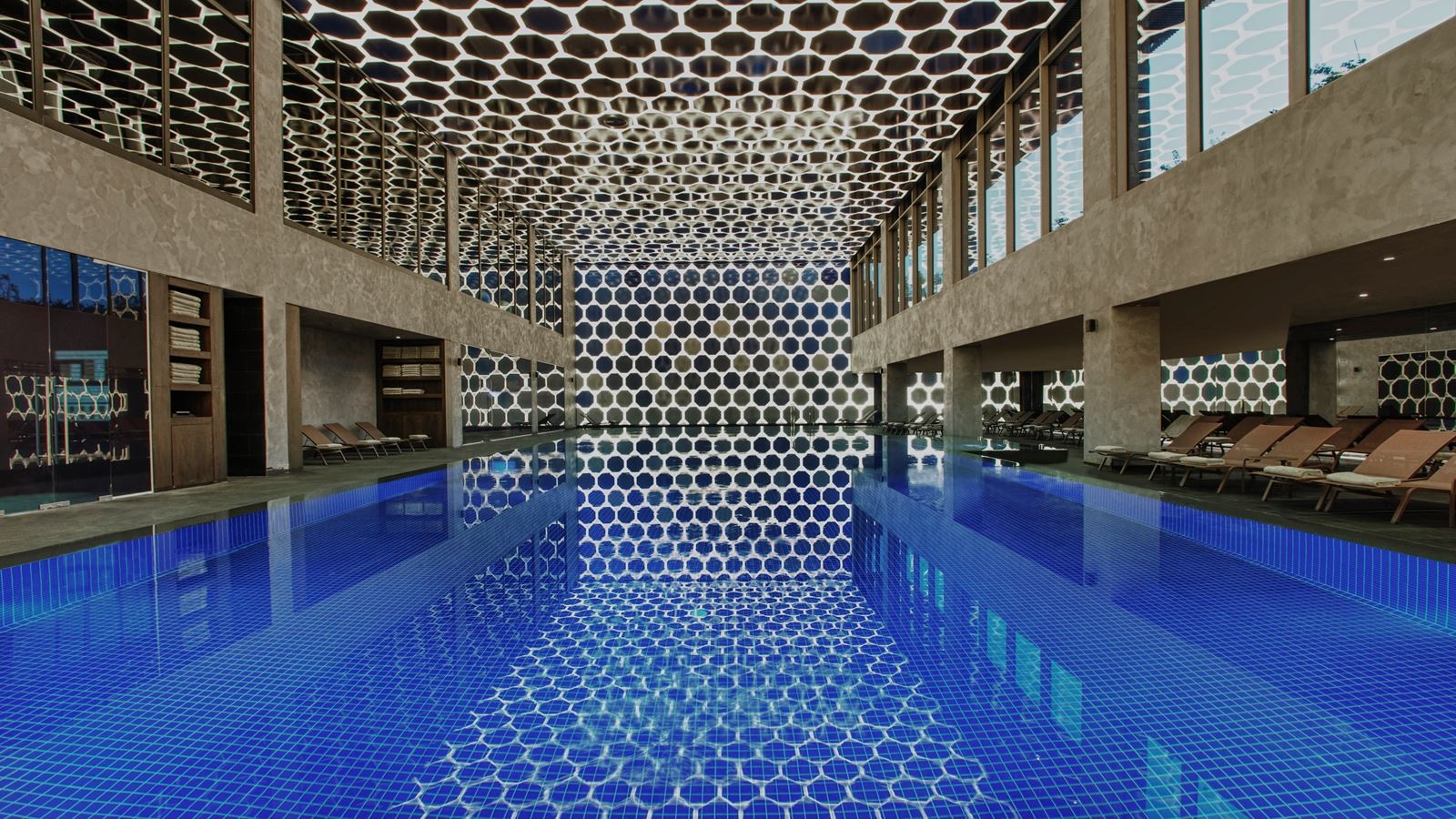 pools-indoor-pool