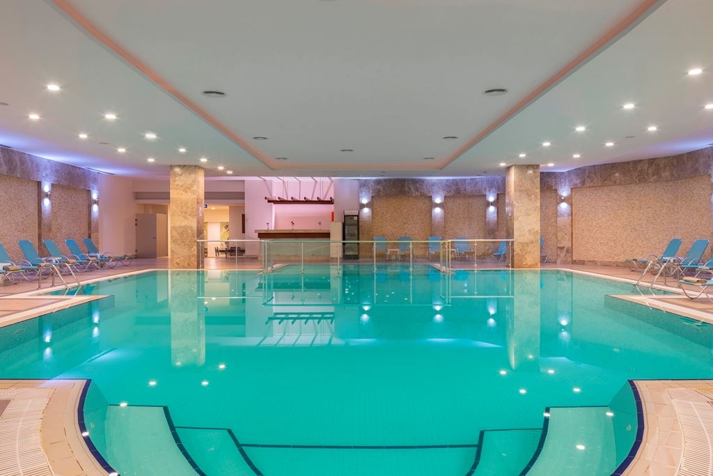 pools-indoor-pool