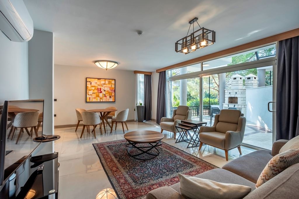 rooms-deluxe-dublex-200-m2