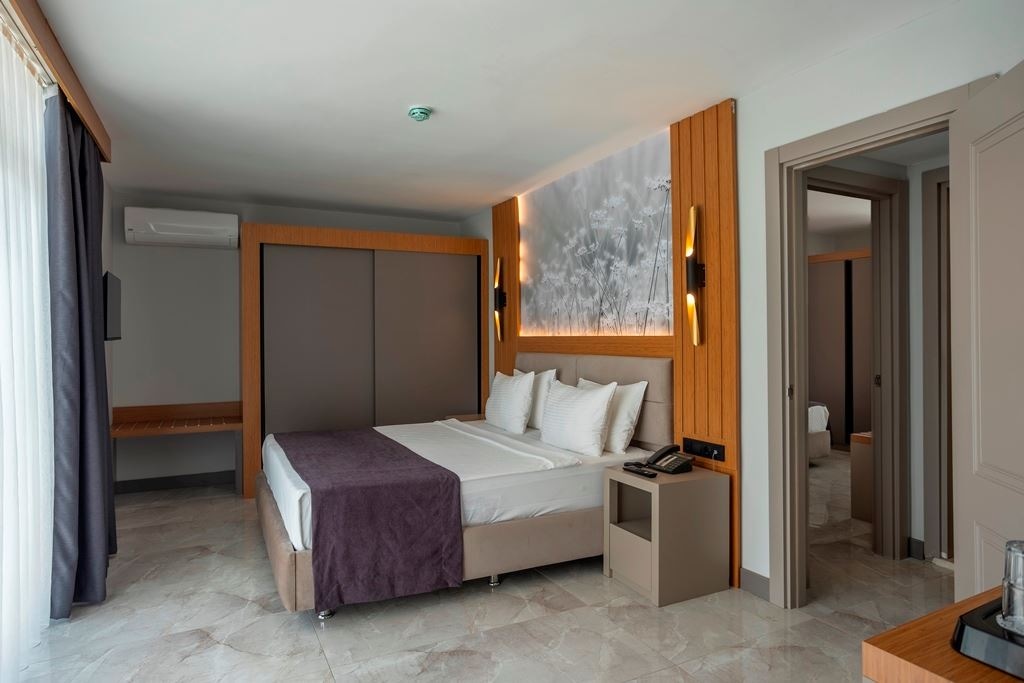 rooms-garden-superior-family-suit