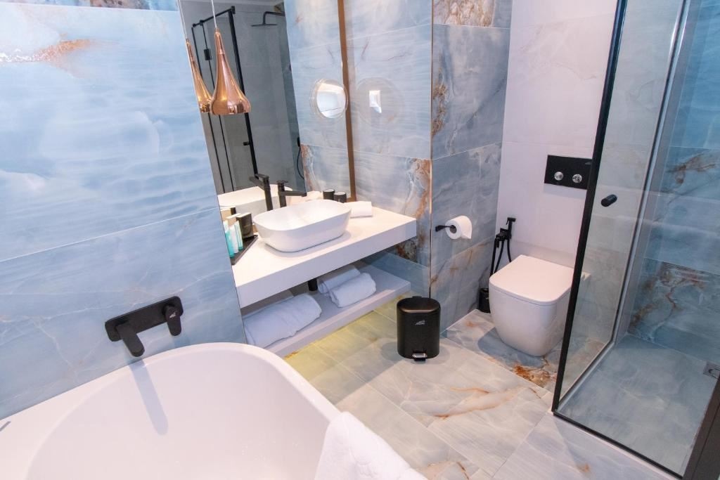 rooms-deluxe-standard-double-room