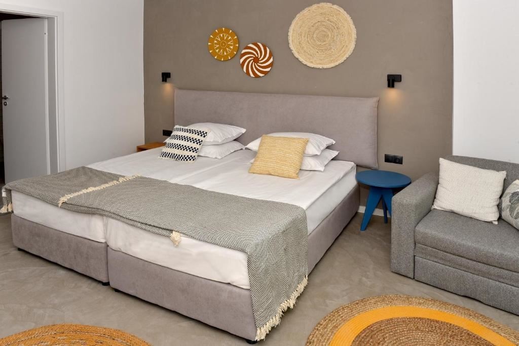 rooms-twin-standard-room-balcony-or-terrace