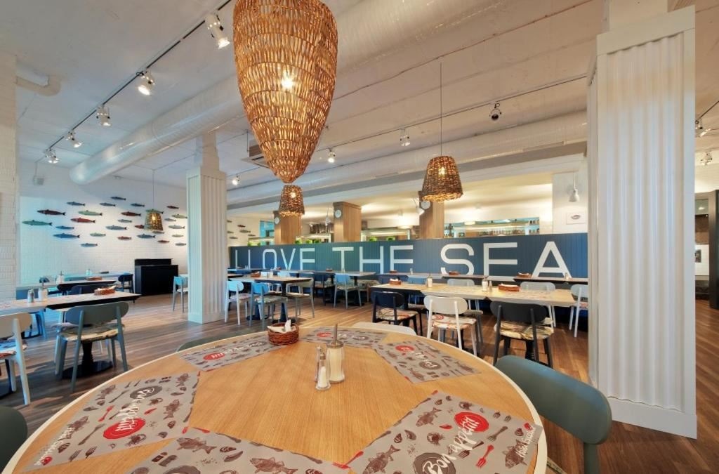 restaurants-restaurants