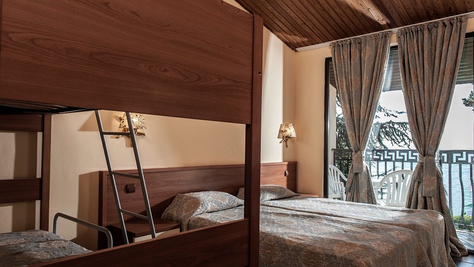 rooms-double-room-sea-view