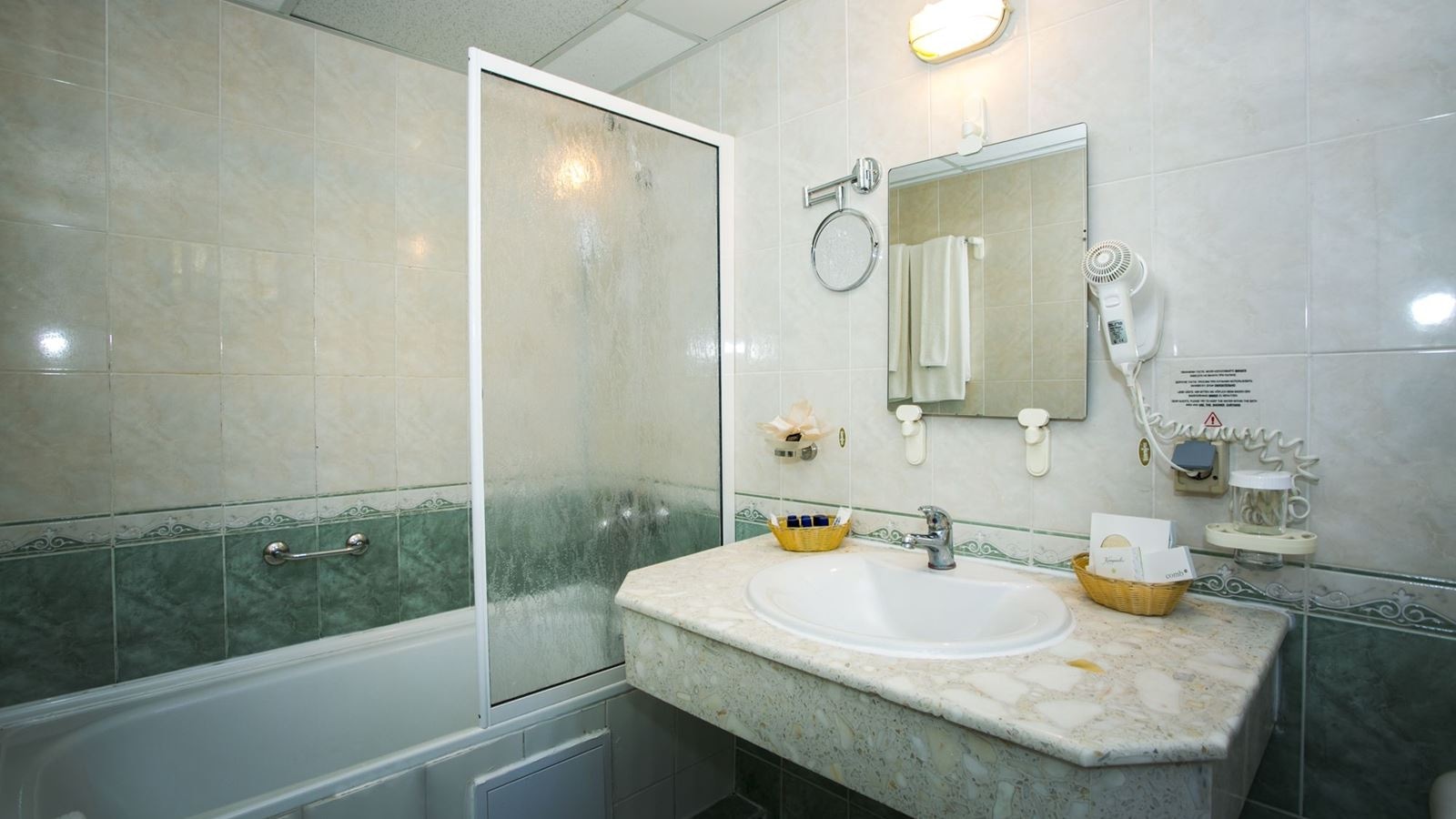 rooms-double-room-sea-view