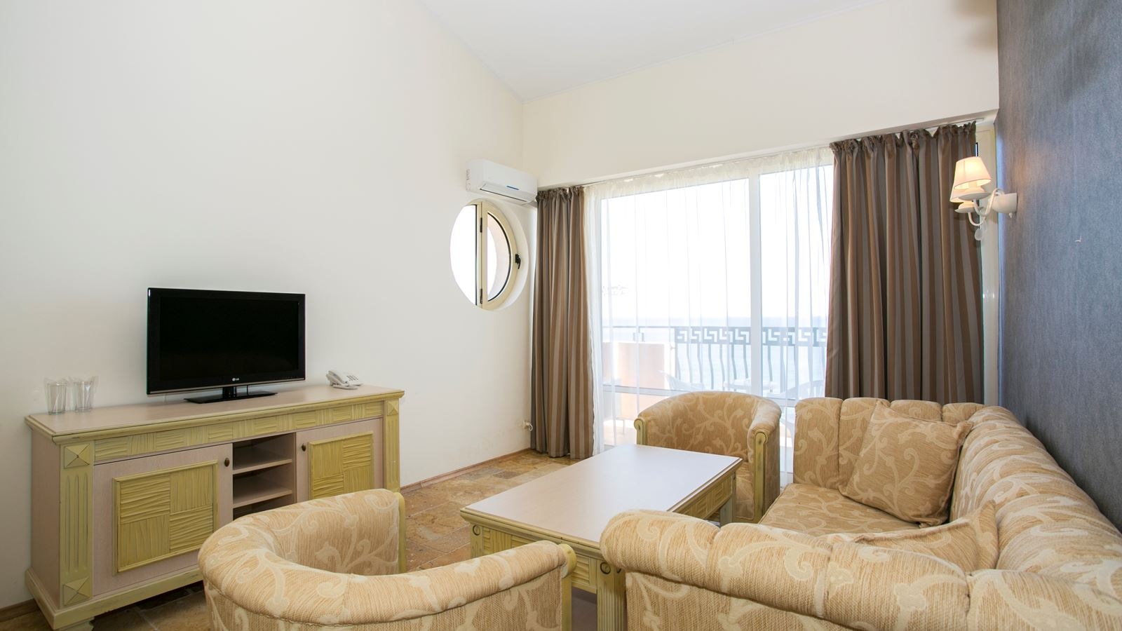 rooms-maisonette-sea-view