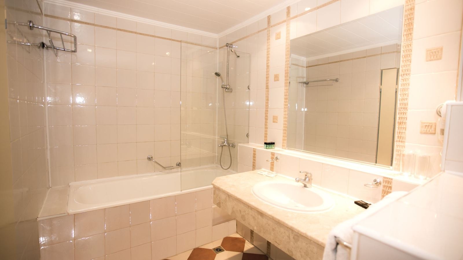 rooms-apartment-sea-view