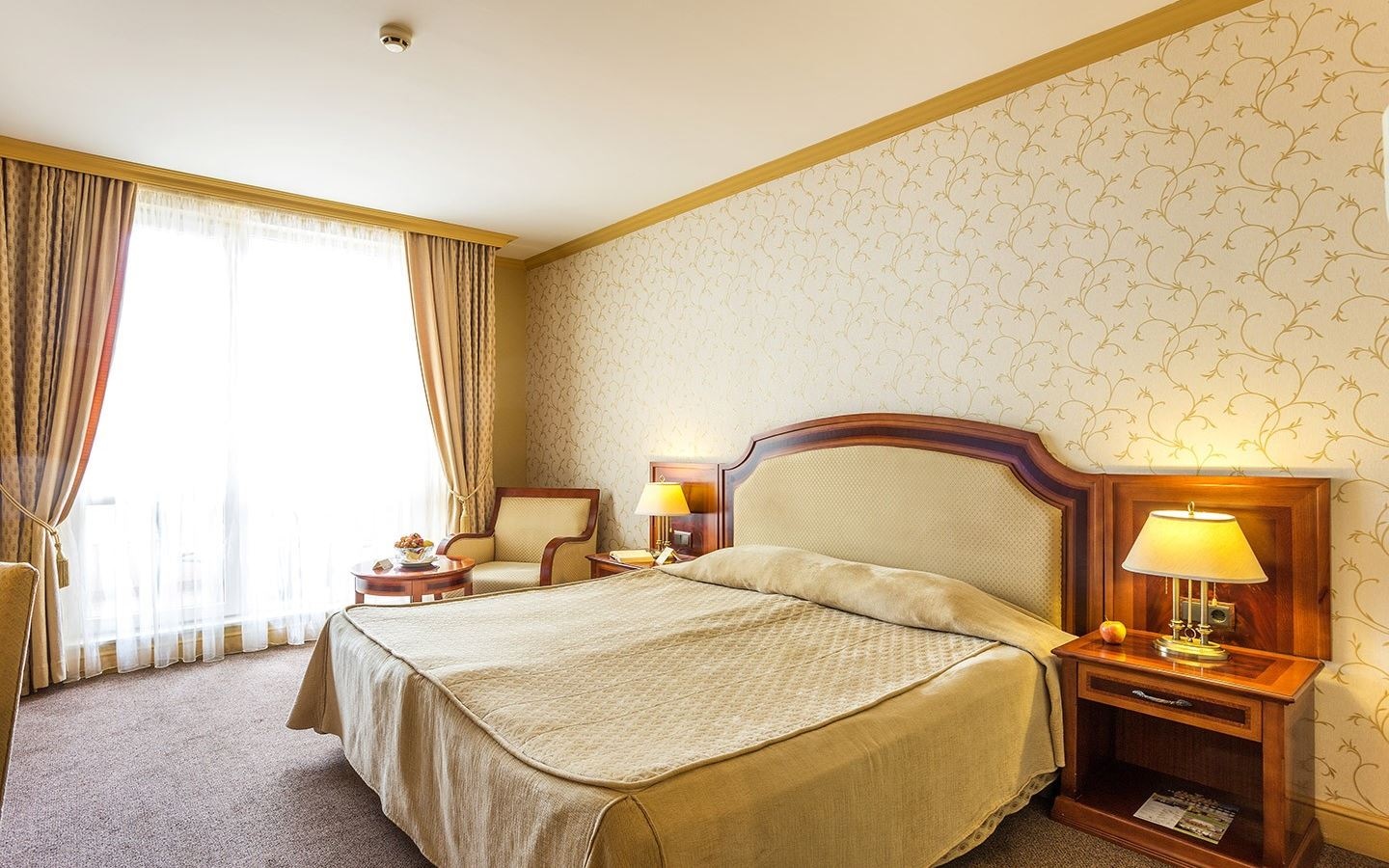 rooms-standard-room-park-view-balcony-or-terrace