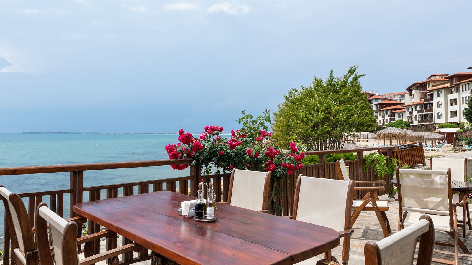 restaurants-restaurants