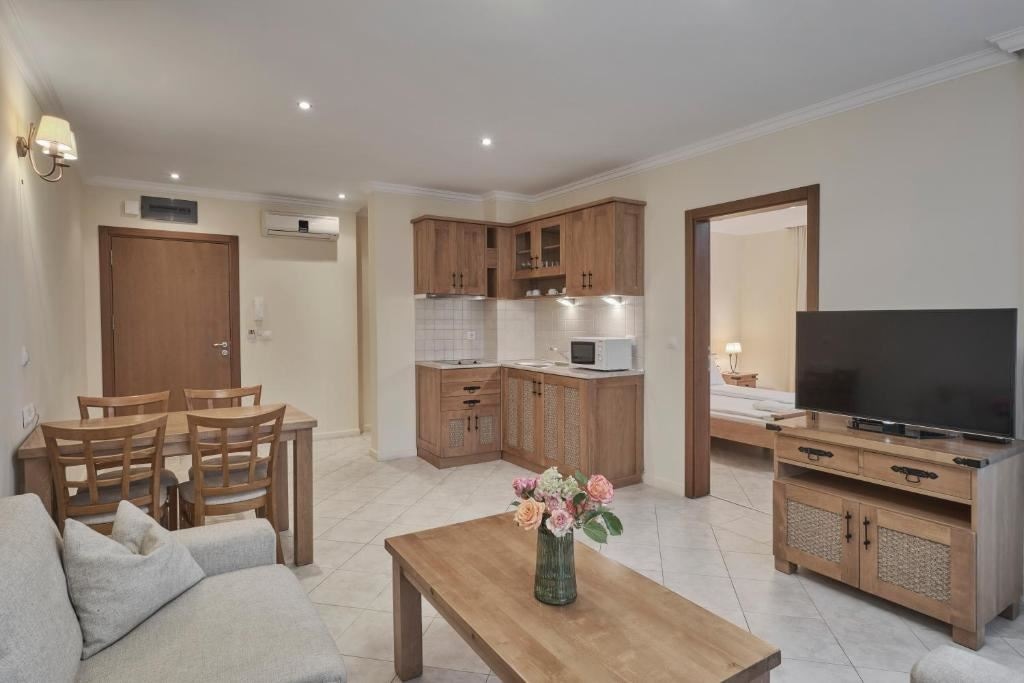 rooms-2-bedroom-standard-apartment-balcony