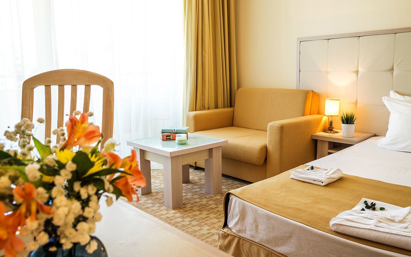 rooms-double-standard-room-balcony