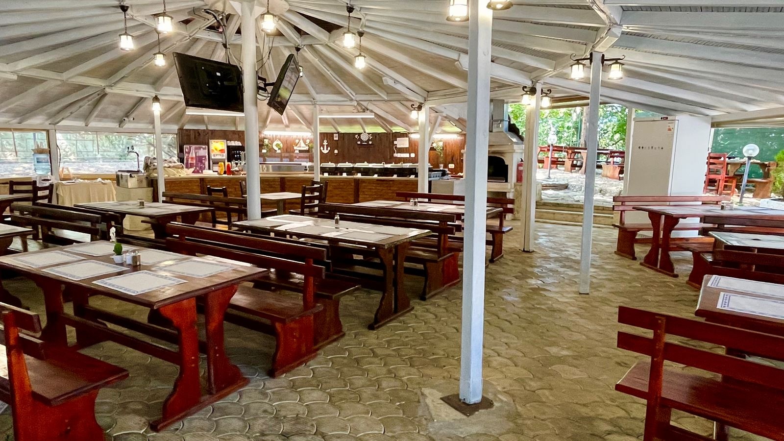 restaurants-classic-restaurant