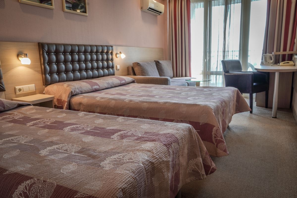 rooms-twin-standard-room-balcony-or-terrace