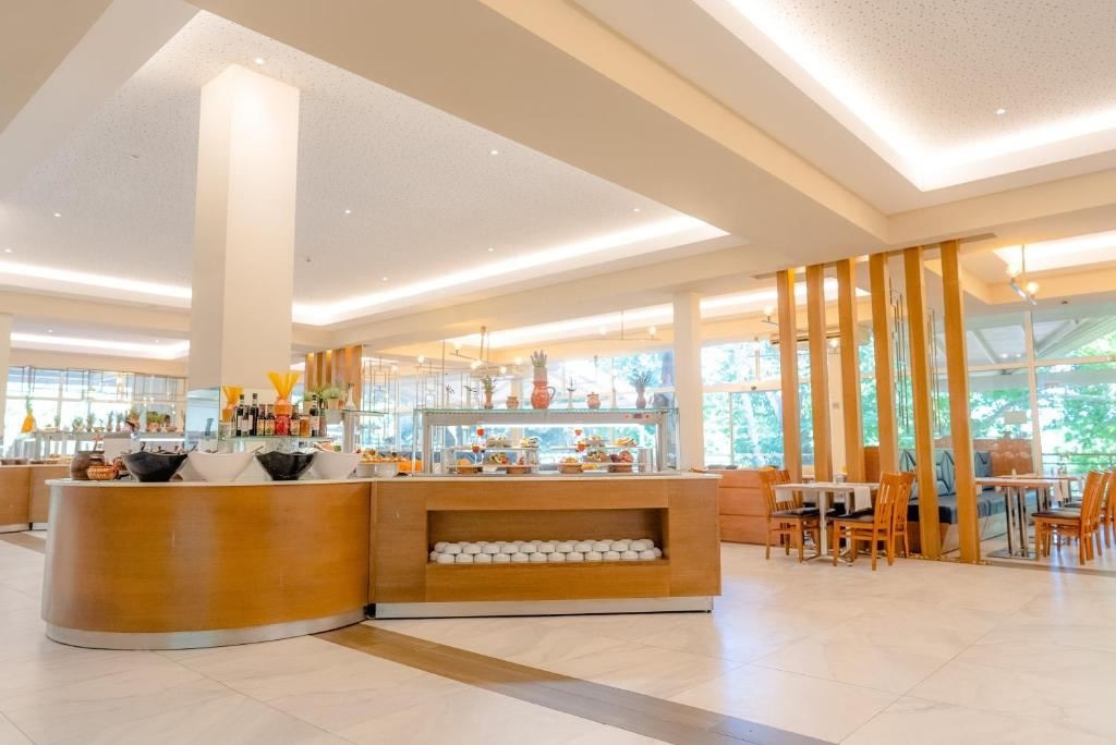 restaurants-main-restaurant