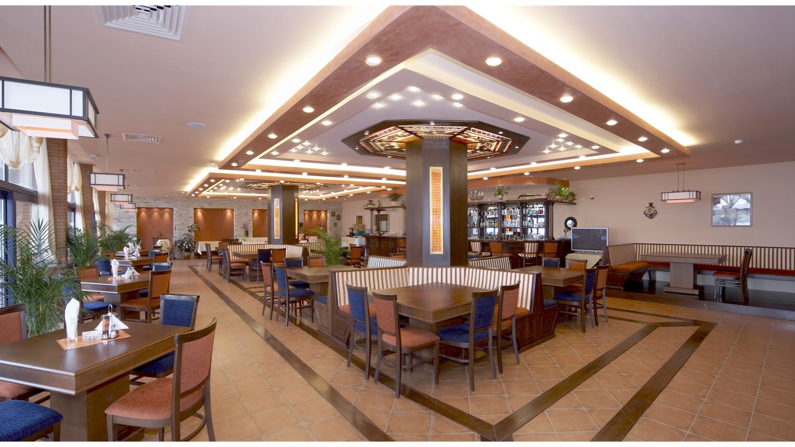 restaurants-restaurants