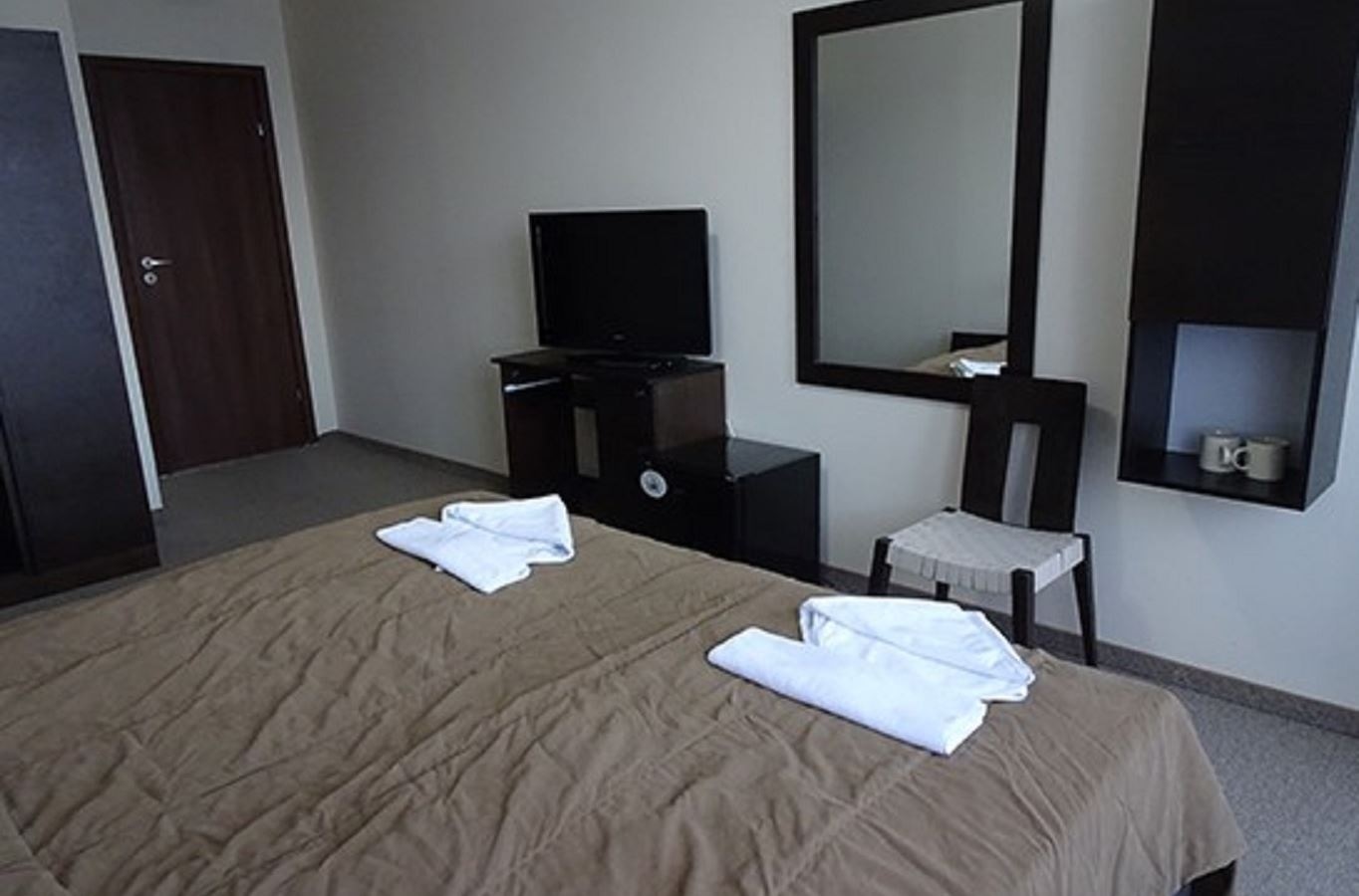 rooms-standard-room-balcony