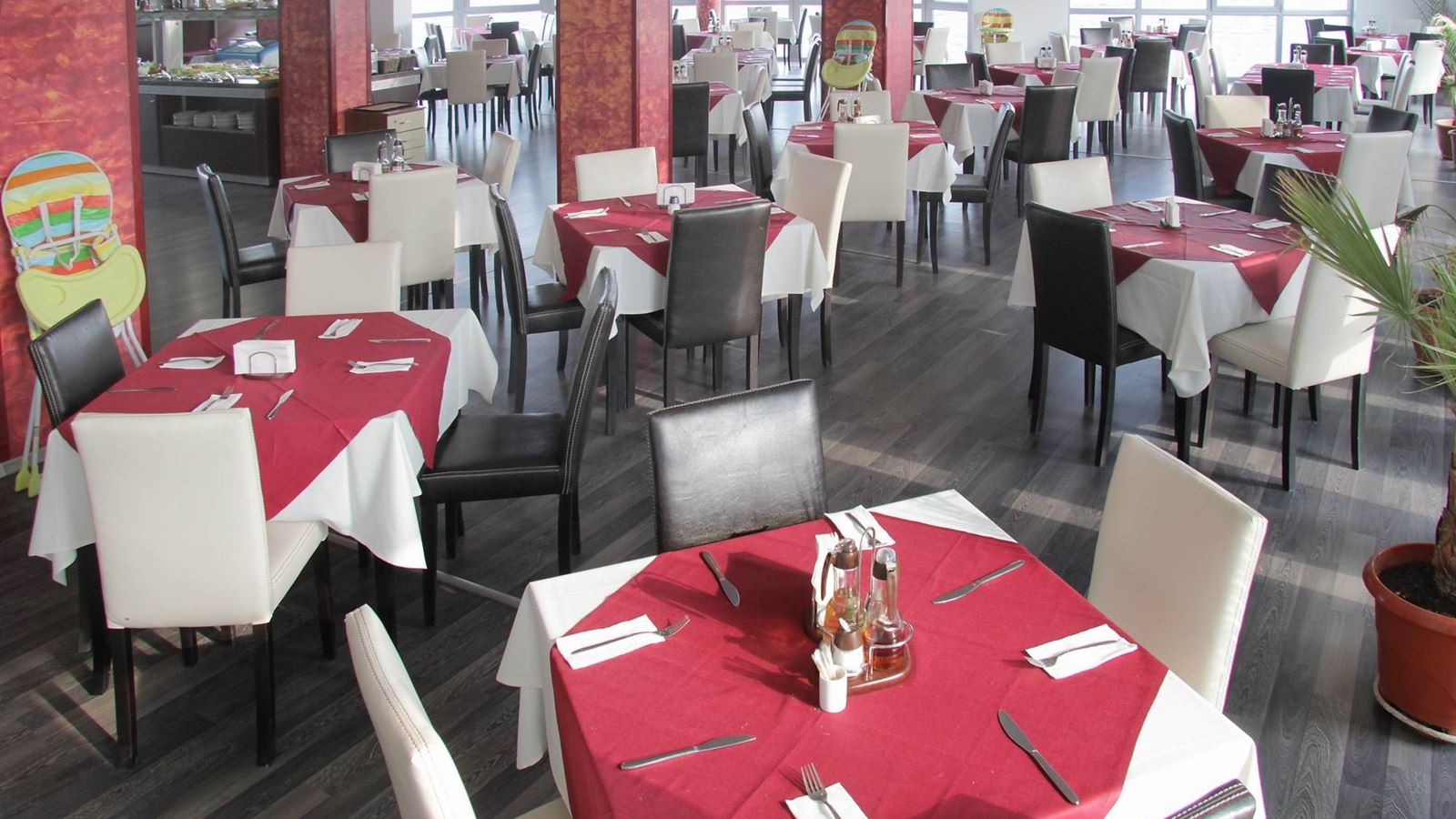 restaurants-main-restaurant