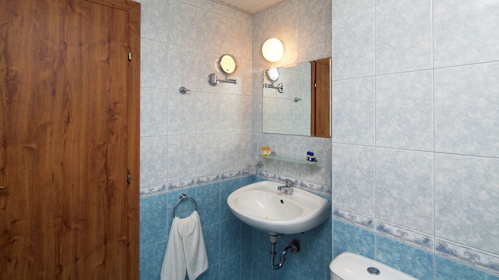 rooms-twin-room-sea-view