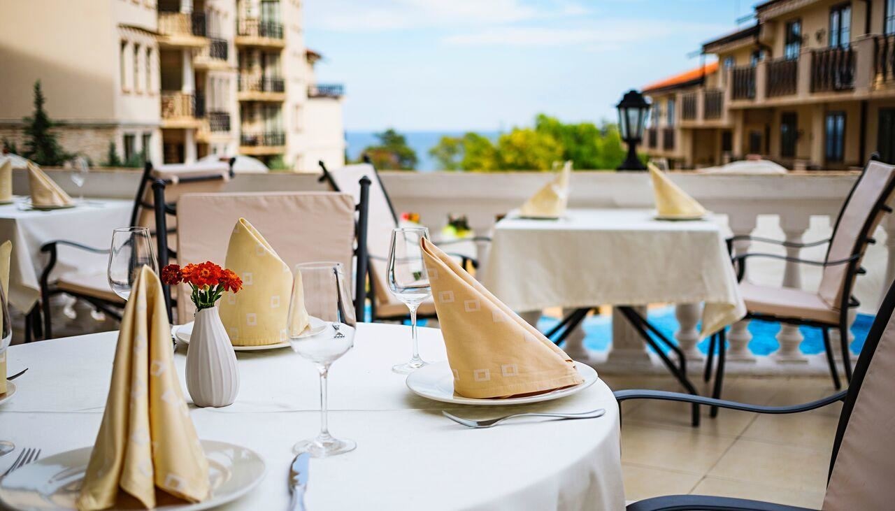 restaurants-restaurants