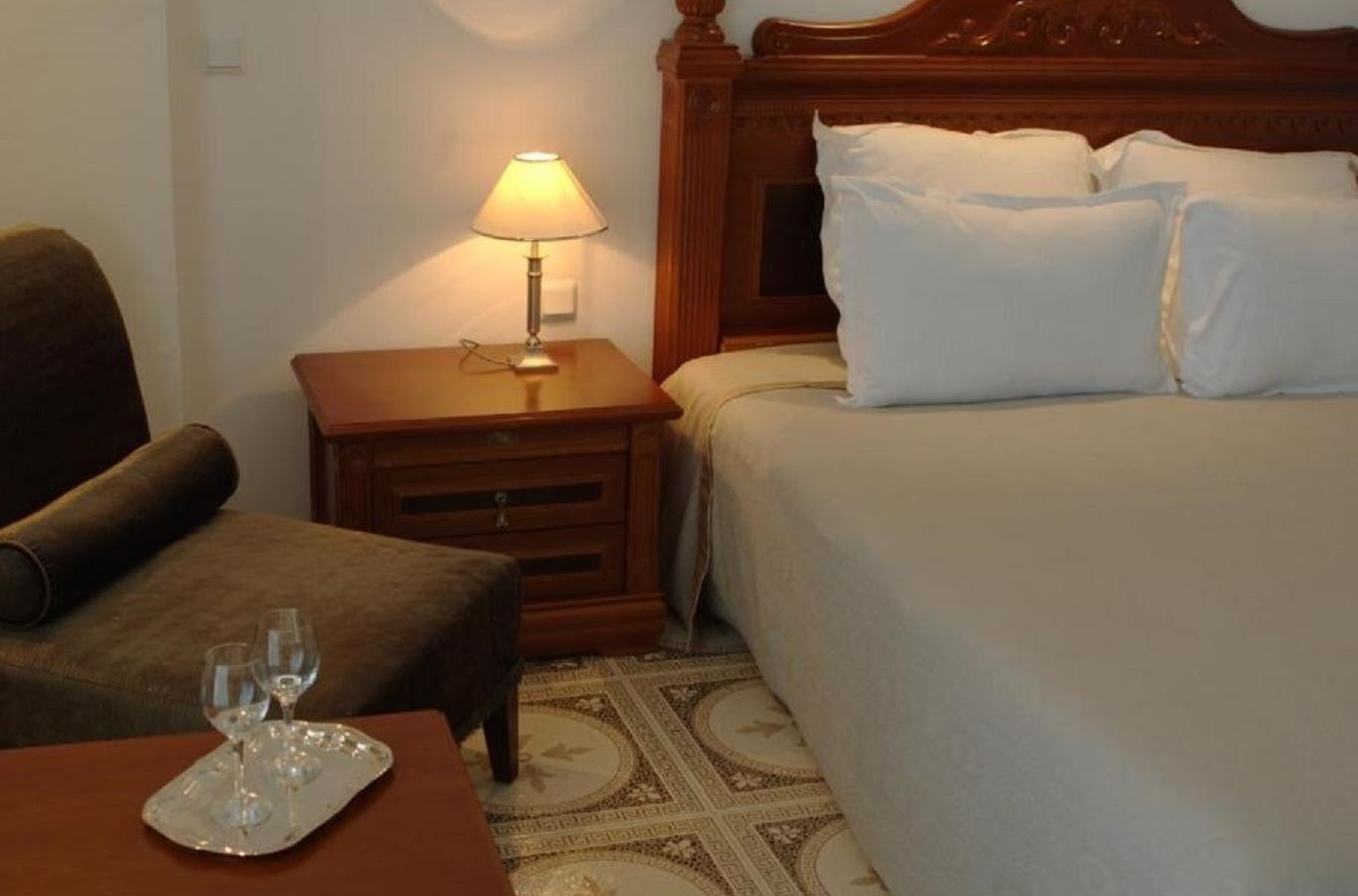 rooms-standard-room-balcony