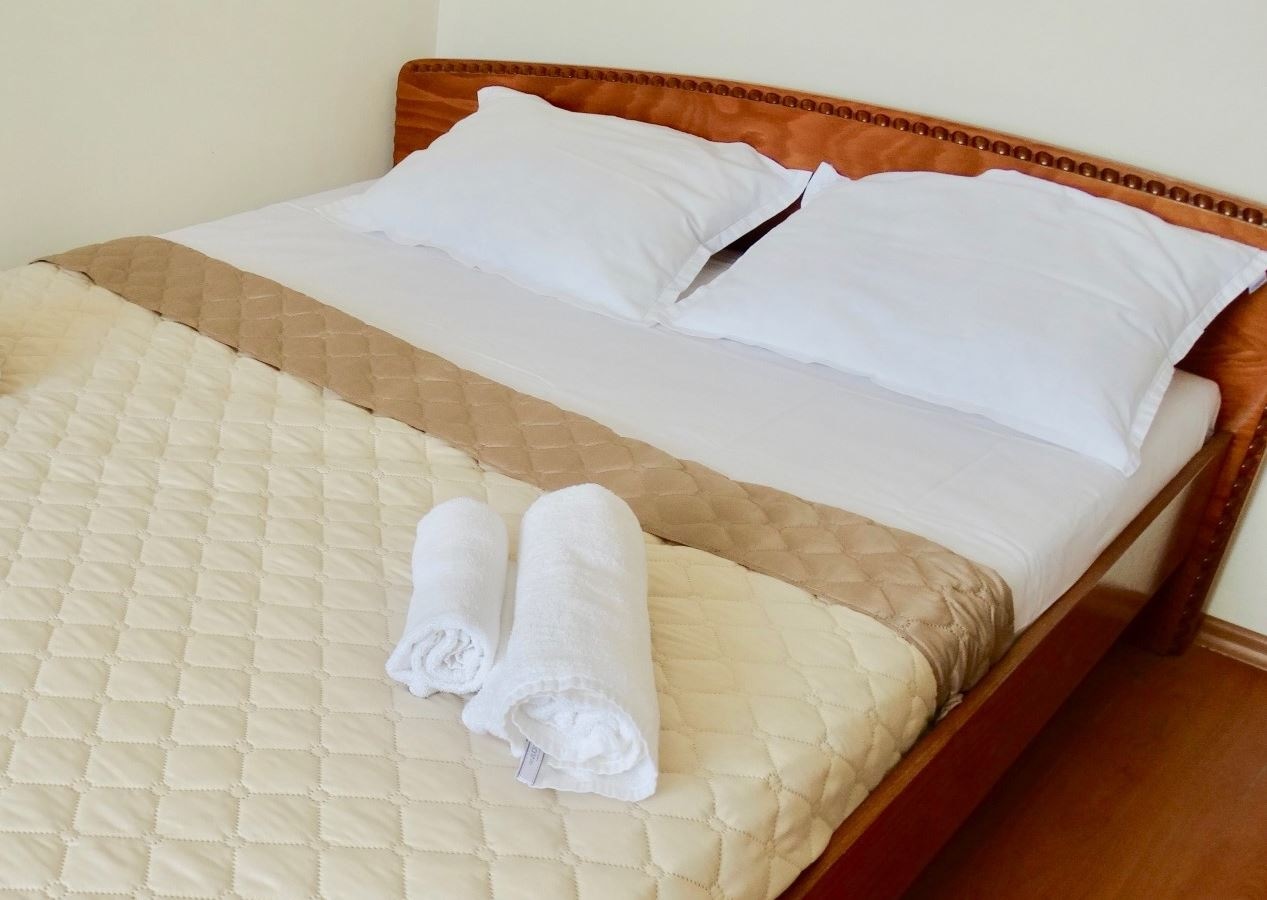 rooms-standard-room-balcony-or-terrace