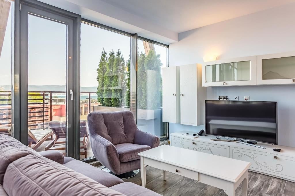 rooms-2-bedroom-standard-apartment