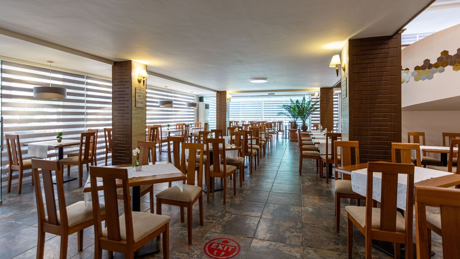 restaurants-main-restaurant