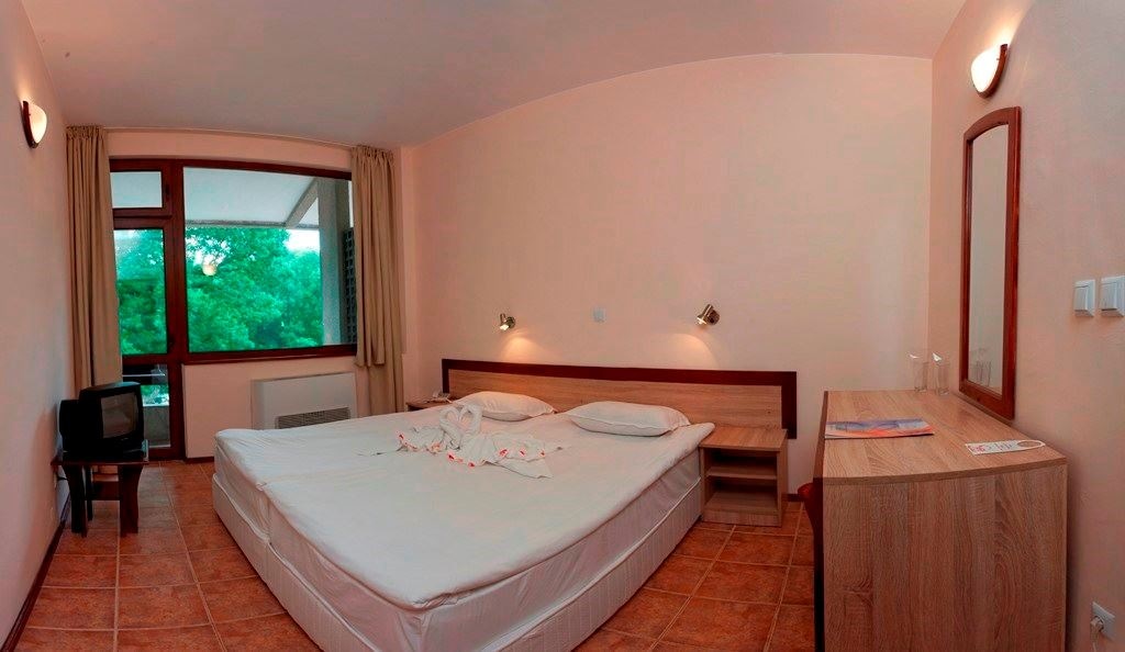 rooms-room-standard-double-balcony