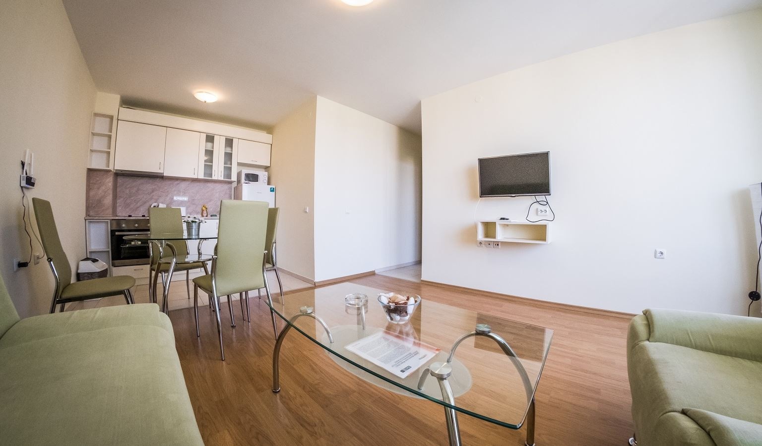 rooms-standard-apartment-balcony-or-terrace