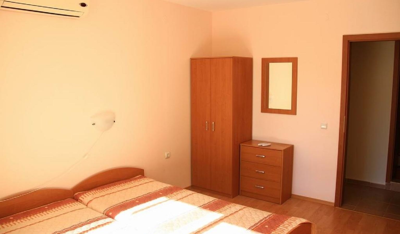 rooms-standard-apartment-balcony-or-terrace