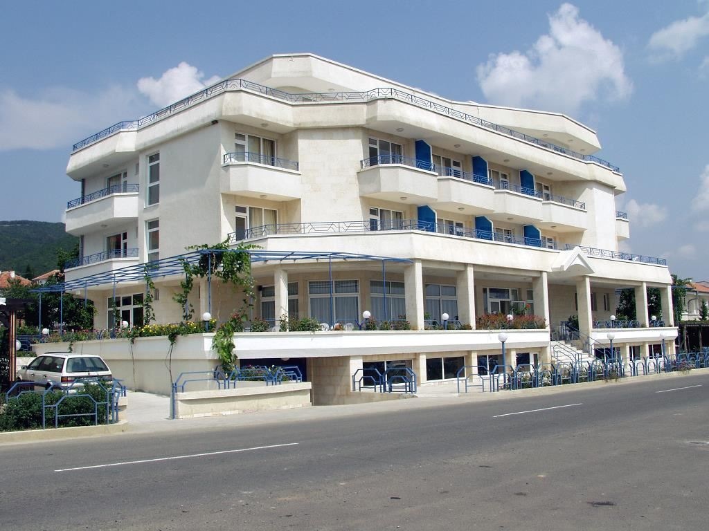 general-main-building