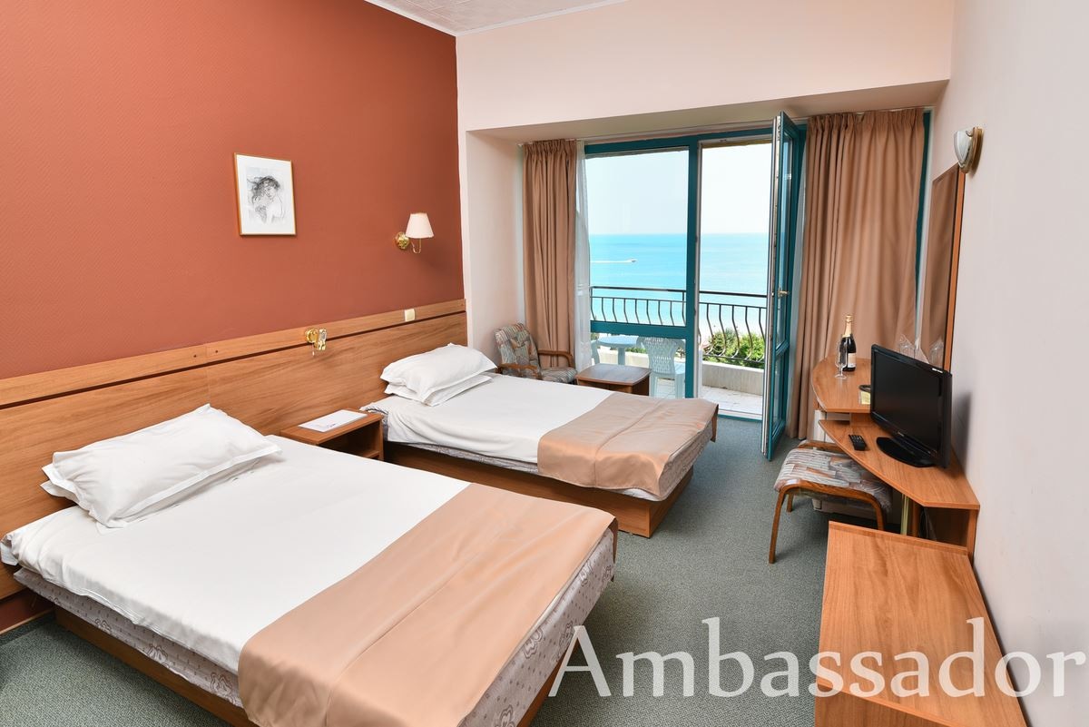 rooms-singleuse-standard-room-seaview-balcony