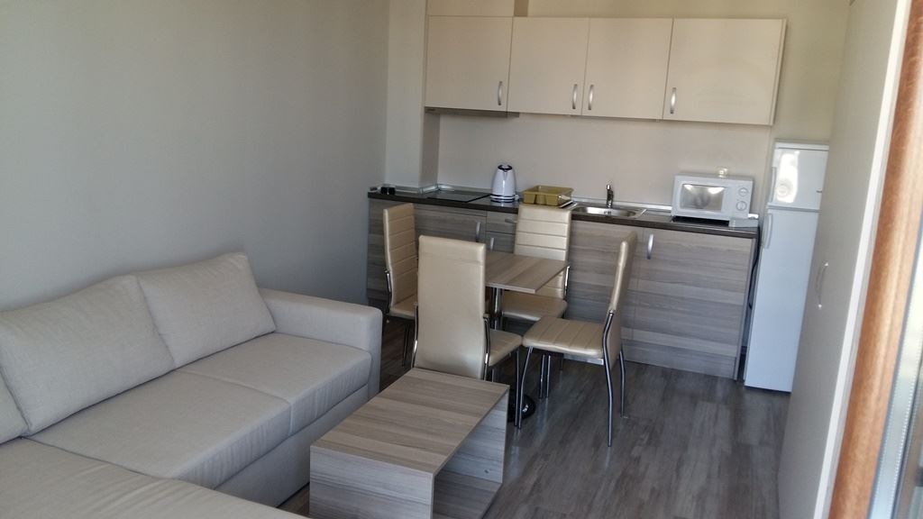 rooms-double-standard-apartment-balcony-or-terrace