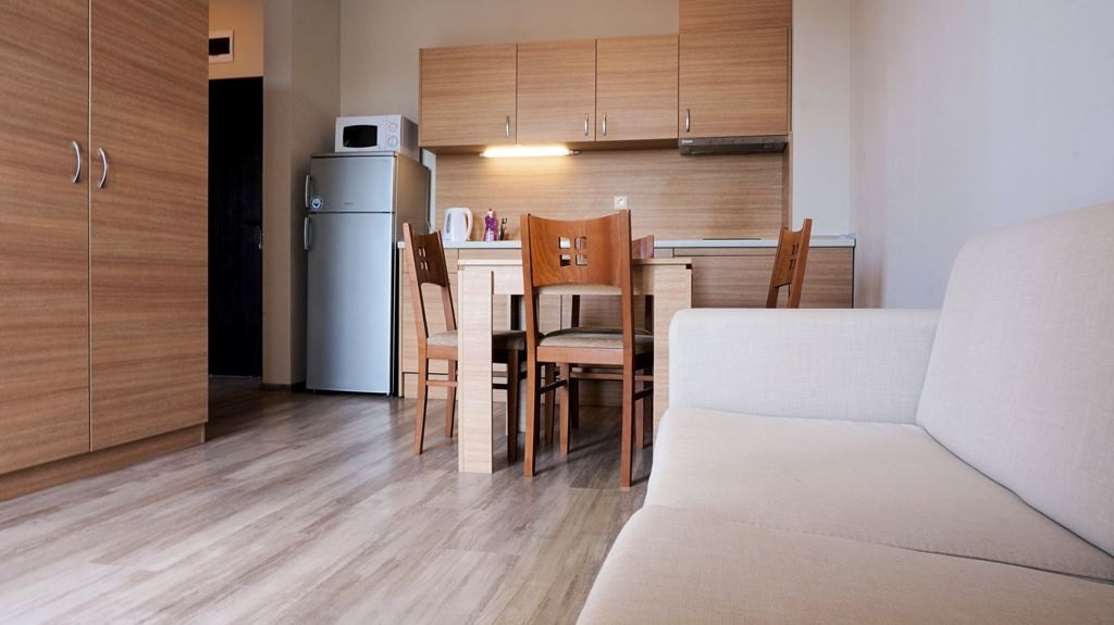 rooms-double-standard-apartment-balcony-or-terrace