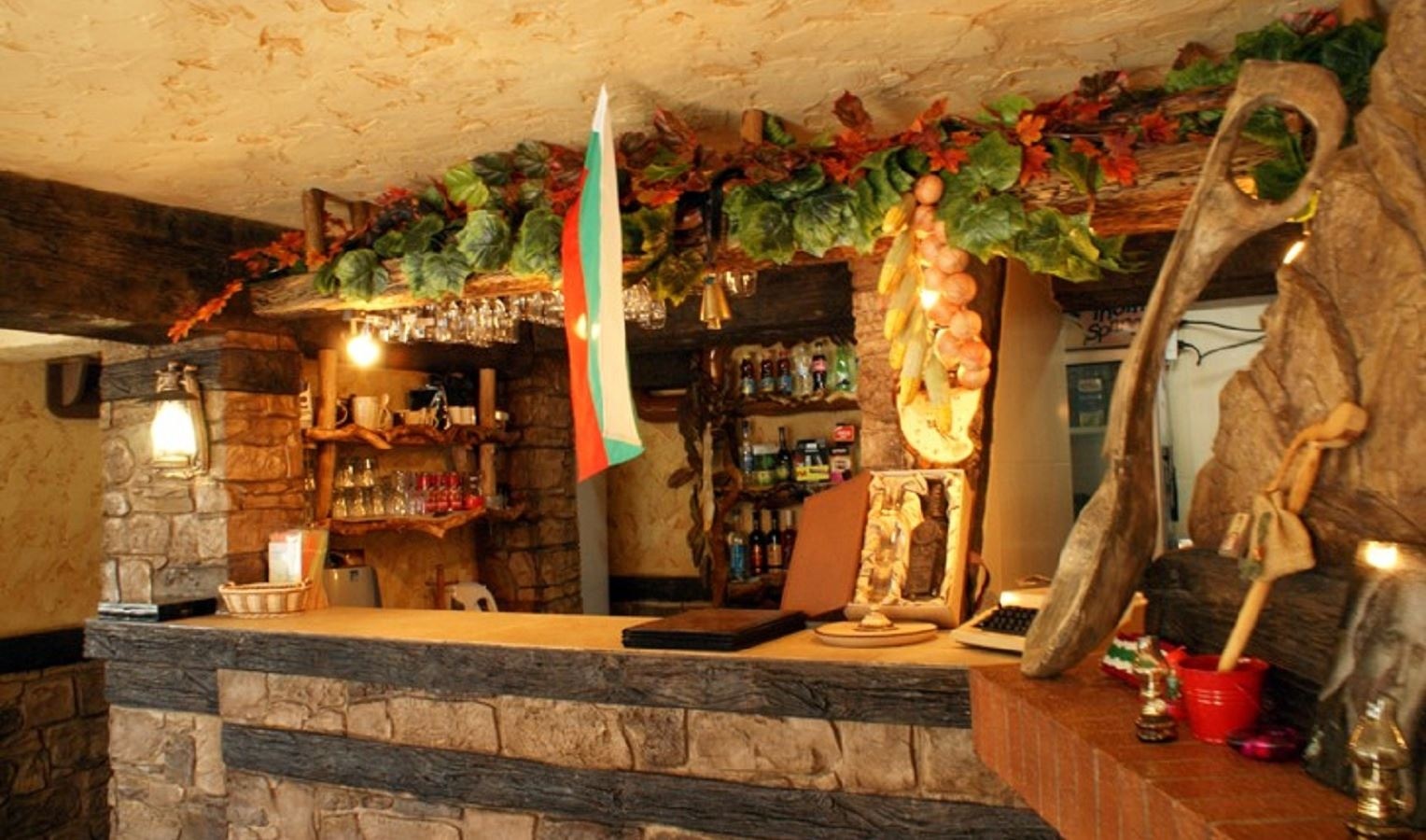 restaurants-restaurants