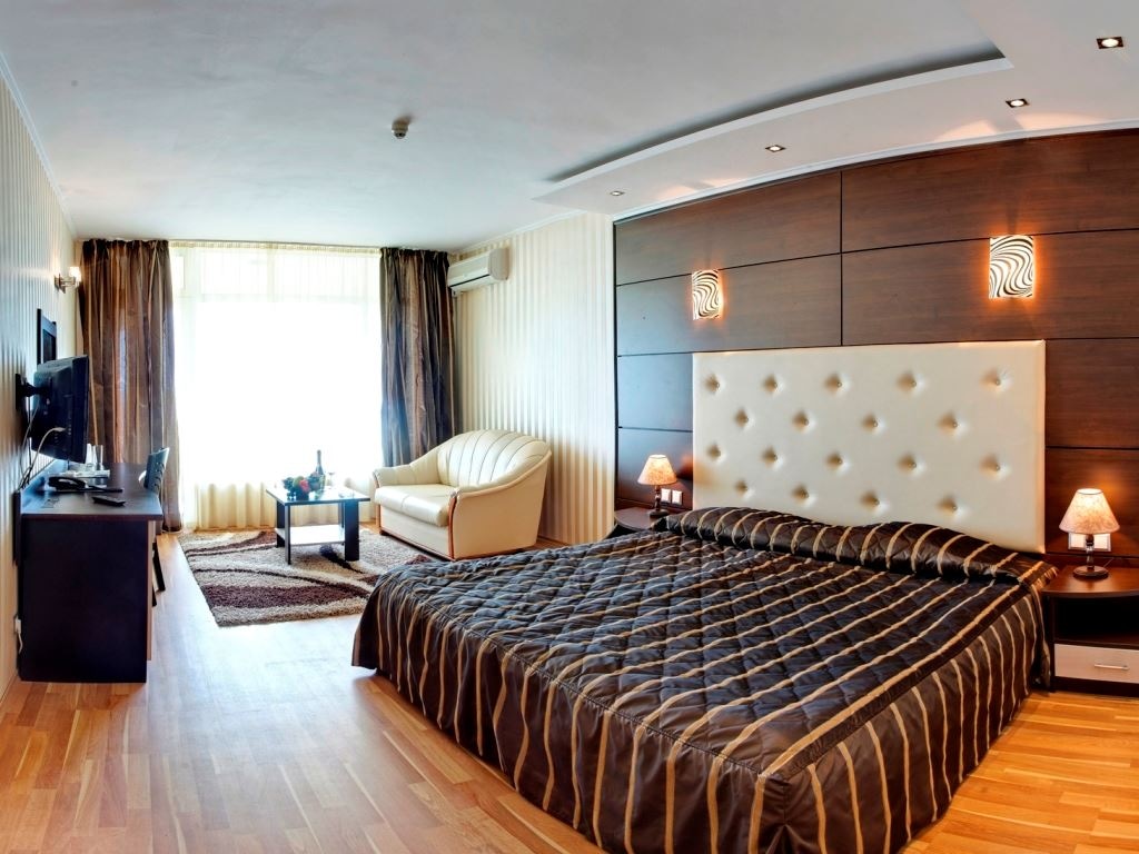 rooms-superior-room-balcony-or-terrace