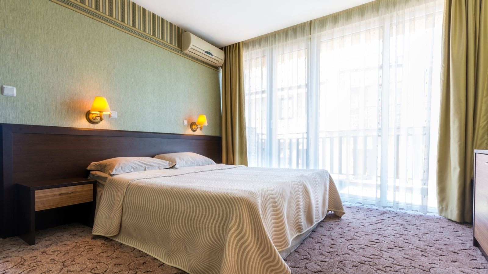 rooms-double-standard-room-balcony-or-terrace