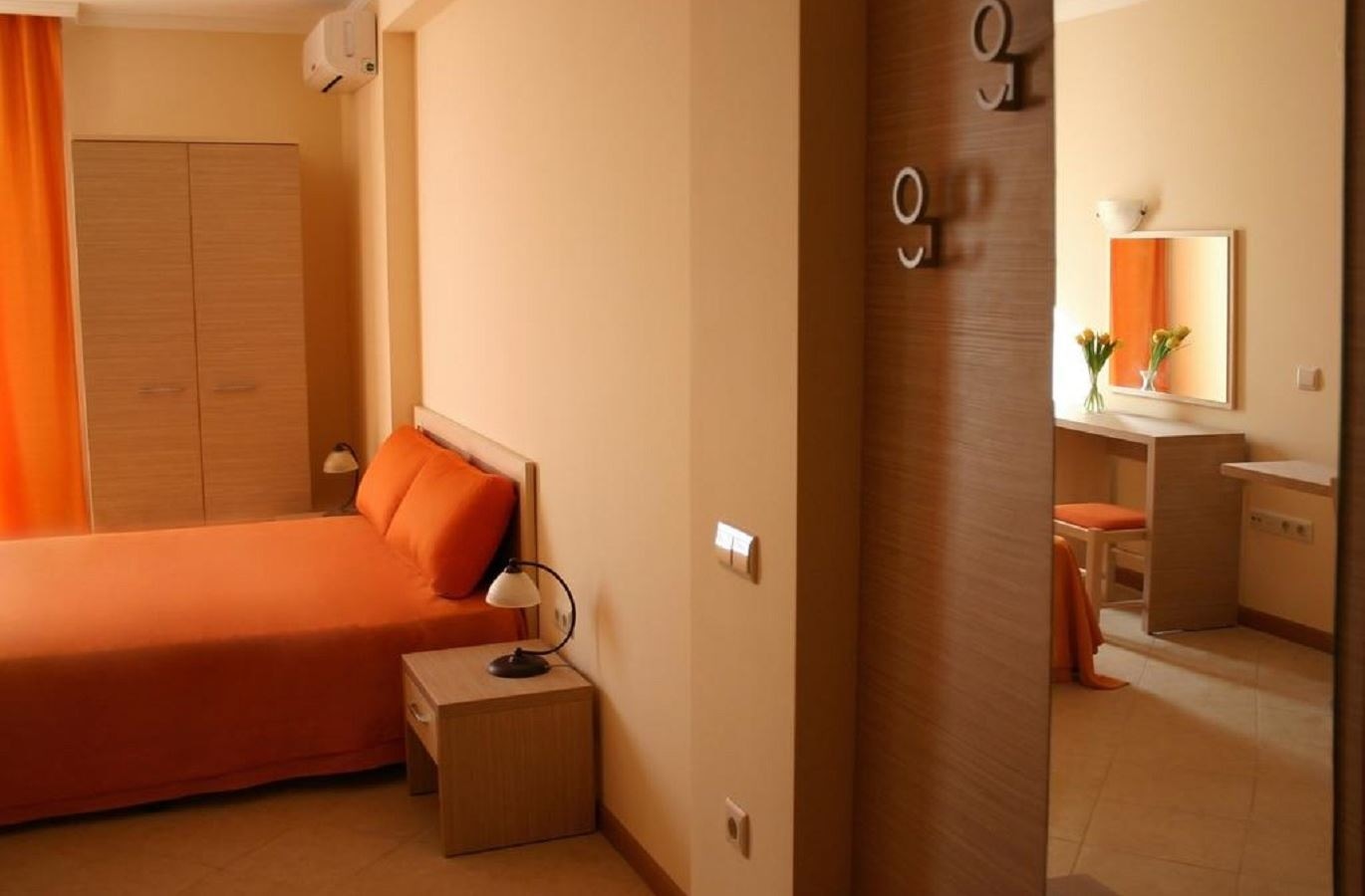 rooms-standard-apartment-balcony-or-terrace