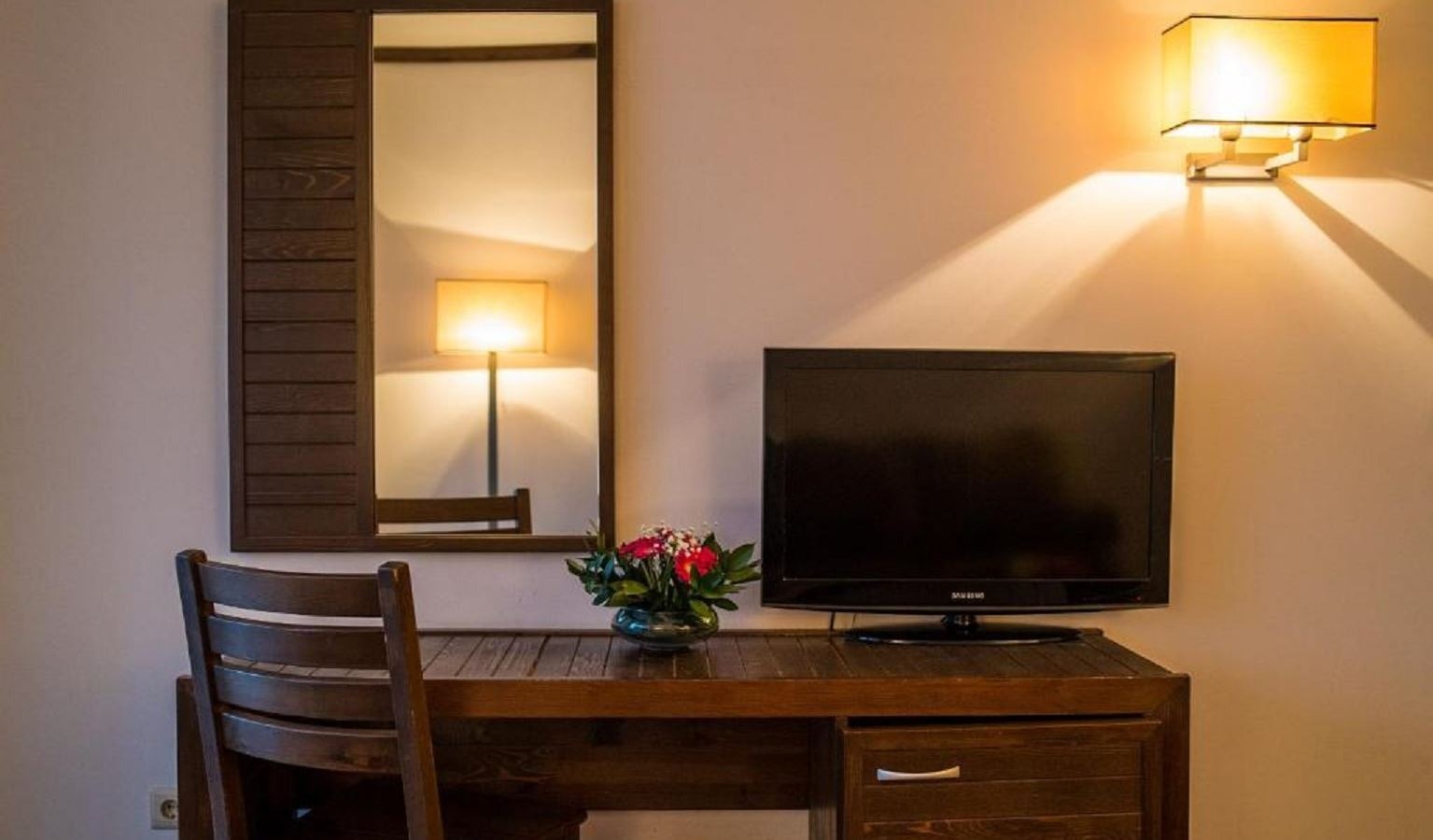 rooms-2-bedroom-standard-apartment